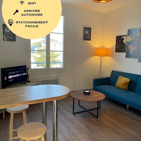 T2 4 Pers Face Gare Sncf Appart Hotel Le Cygne 3 Бурж Екстериор снимка